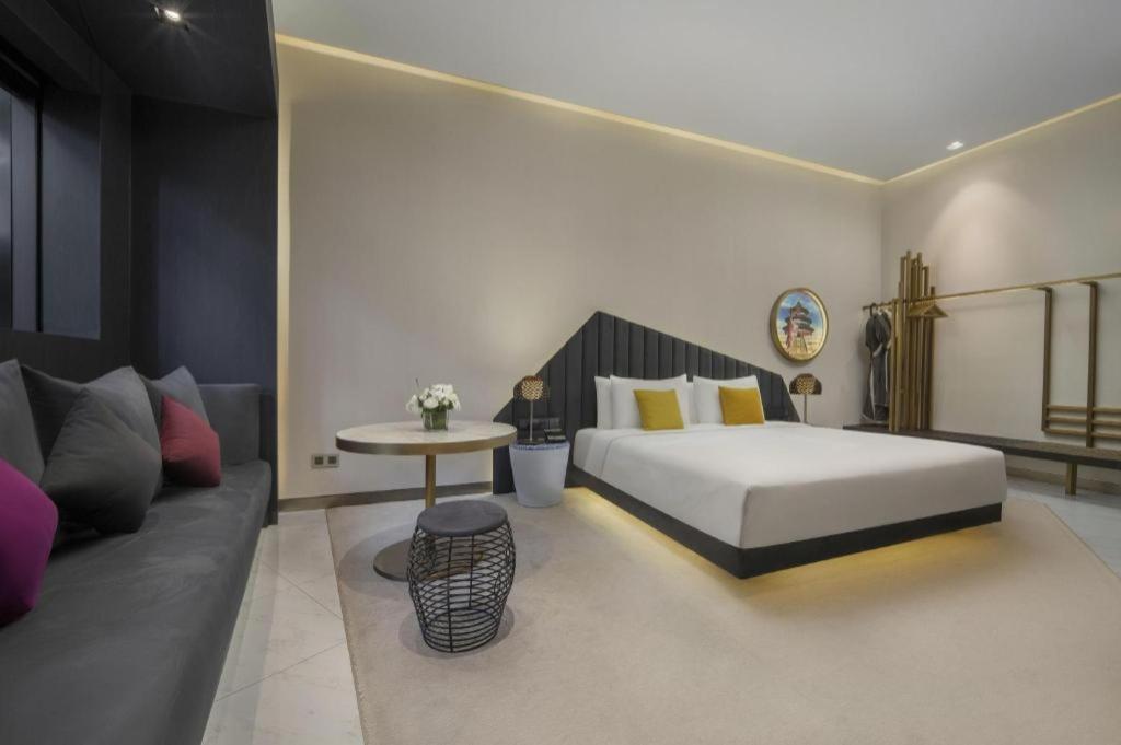 Blossom House Houhai